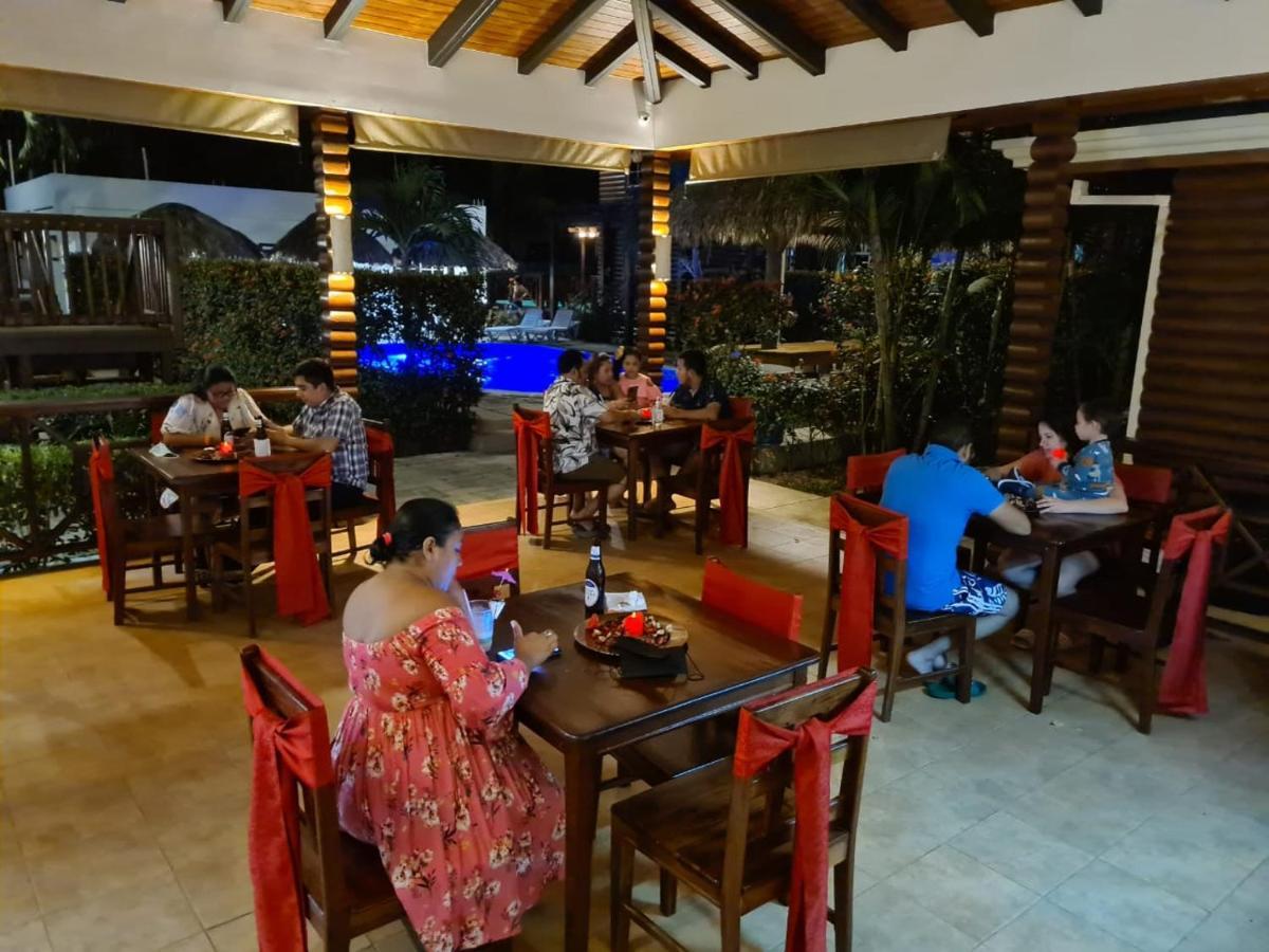 Hotel Playa Caribe Tela Extérieur photo